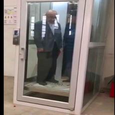 家用電梯（安全光幕、防壓觸板）